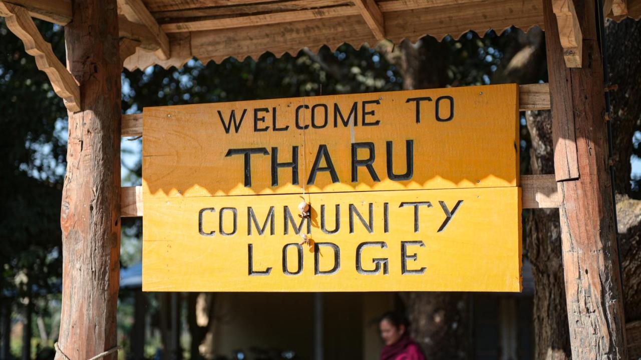 Tharu Community Lodge Kawasoti Exteriör bild